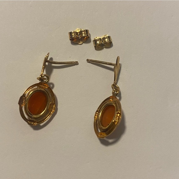 Vintage 14k gold marked cameo oval fan shell dangle post earrings as is - Picture 8 of 14